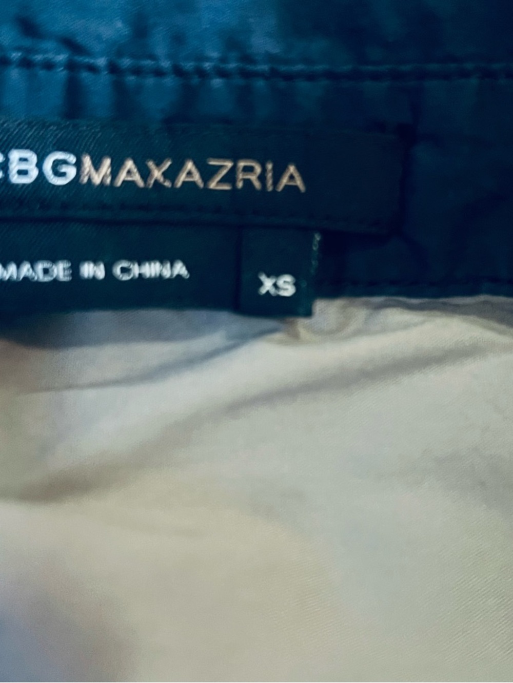BCBGMaxAzria Black and Beige Lined Top - Picture 3 of 6